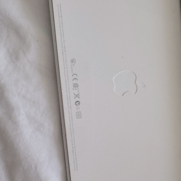 Apple Keyboard Wireless Bluetooth A1314 Aluminum Genuine Silver - Picture 4 of 4